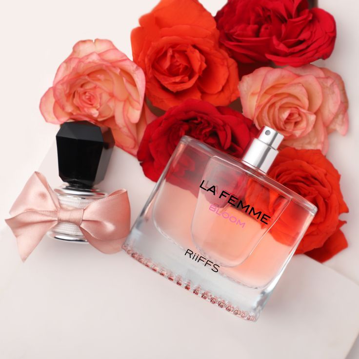 LA FEMME BLOOM